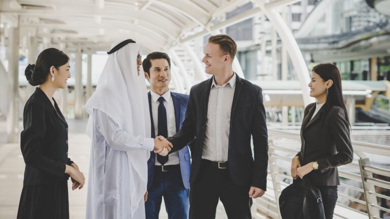 Read more about the article Powering Trade and Connectivity: Leading UAE Transport Companies