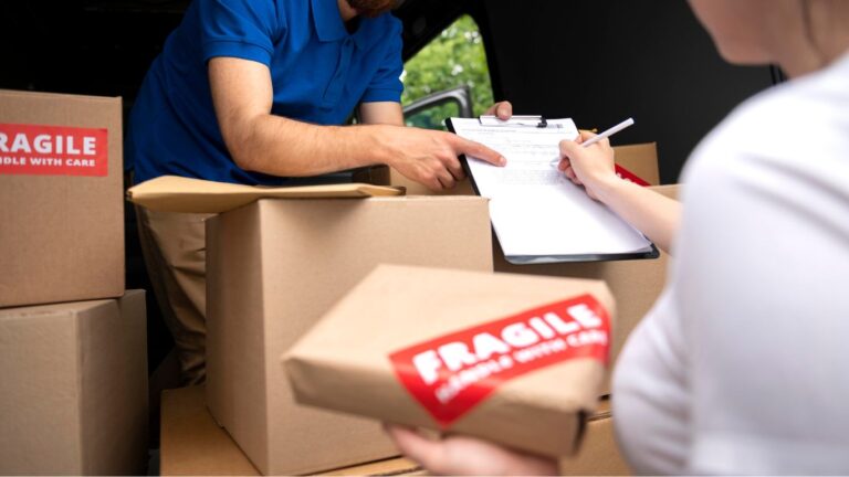 Read more about the article Dubai Movers and Packers: Your Go-To Solution for Hassle-Free Relocation